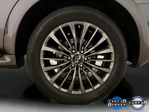 Used 2024 INFINITI QX80 Sensory image 30