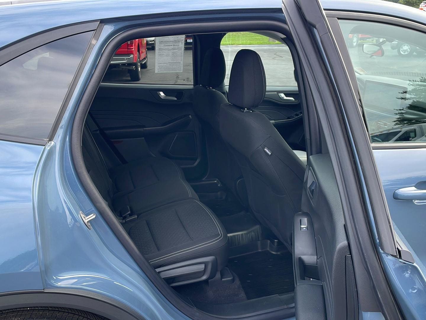 Used 2025 Ford Escape Active w/ Active Premium Tech Pack FWD image 25