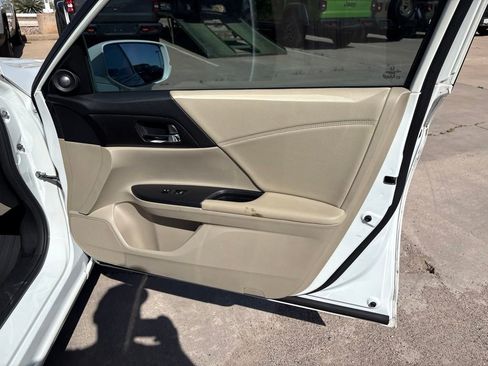 Used 2014 Honda Accord EX-L image 25