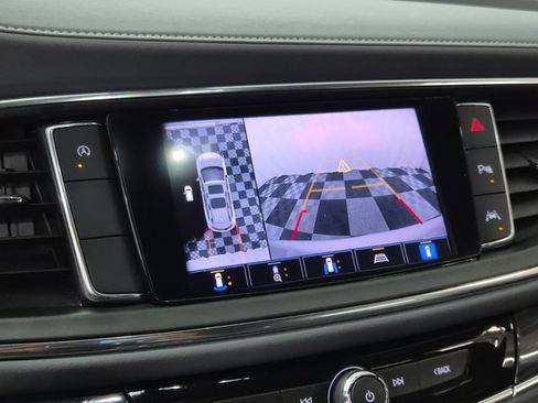 Used 2022 Buick Enclave Essence w/ Sport Touring Edition image 30