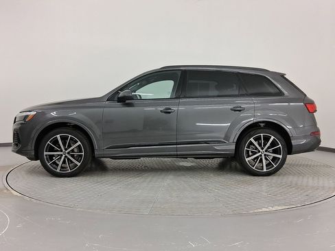 Used 2025 Audi Q7 2.0T Premium Plus w/ Premium Plus Package image 2