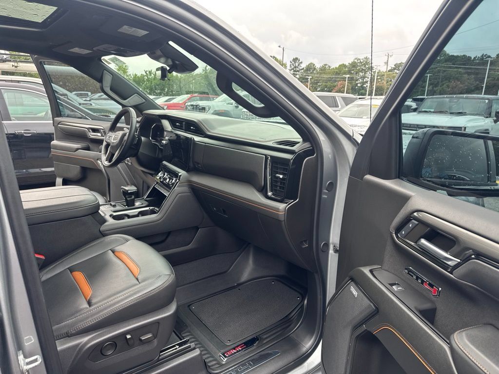 Certified 2024 GMC Sierra 1500 AT4 w/ Technology Package AWD/4WD image 14