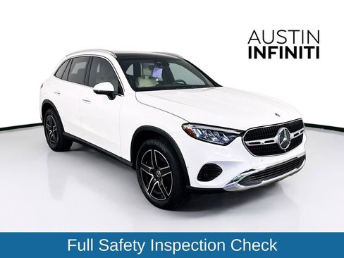 Used 2026 Mercedes-Benz GLC 300 image 1