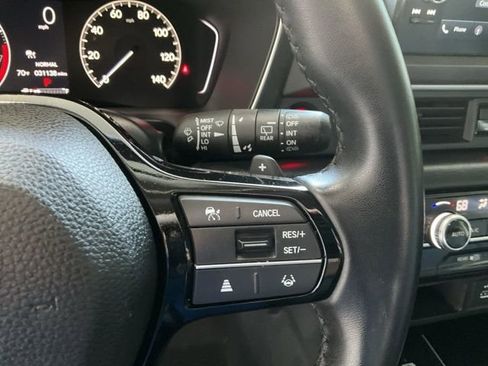 Used 2023 Honda Pilot EX-L image 11