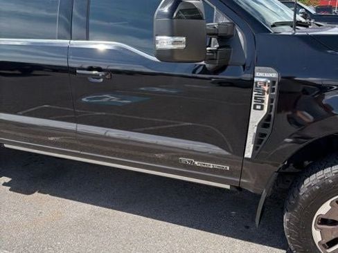 Used 2024 Ford F350 King Ranch AWD/4WD image 24