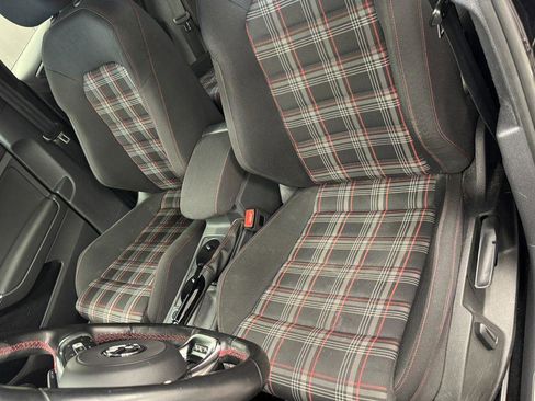 Used 2020 Volkswagen GTI S image 19