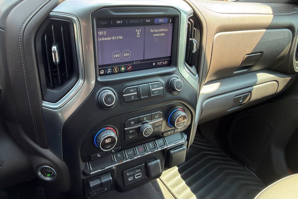 Used 2019 Chevrolet Silverado 1500 LT w/ Texas Edition RWD image 11