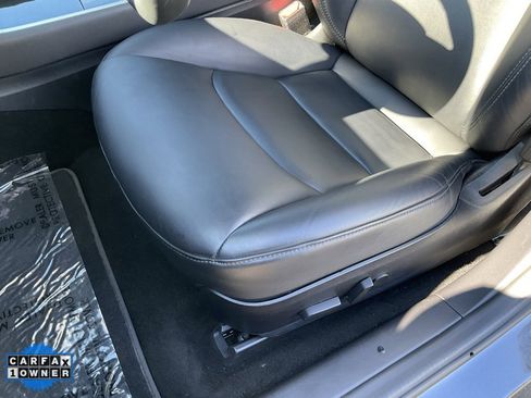 Used 2018 Tesla Model 3 Performance image 15