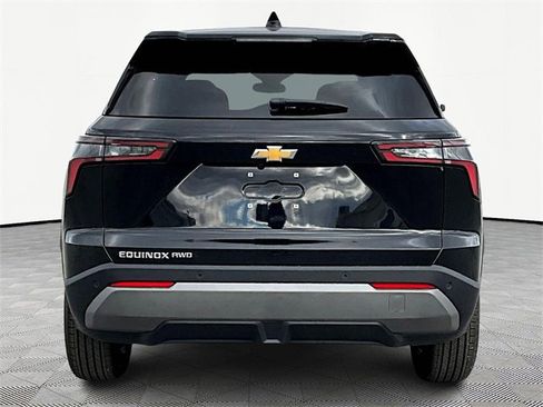 New 2026 Chevrolet Equinox LT w/ Convenience Package II image 5
