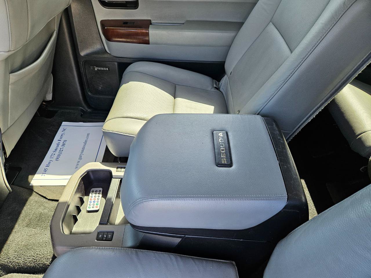 Used 2016 Toyota Sequoia Platinum AWD/4WD image 16