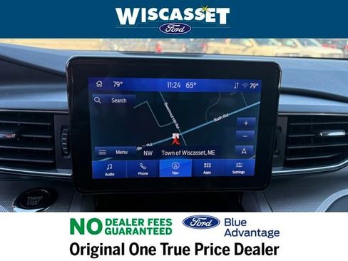 Used 2023 Ford Explorer XLT w/ Equipment Group 202A image 10