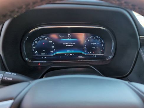 Used 2023 Chevrolet Tahoe Z71 w/ Luxury Package image 20