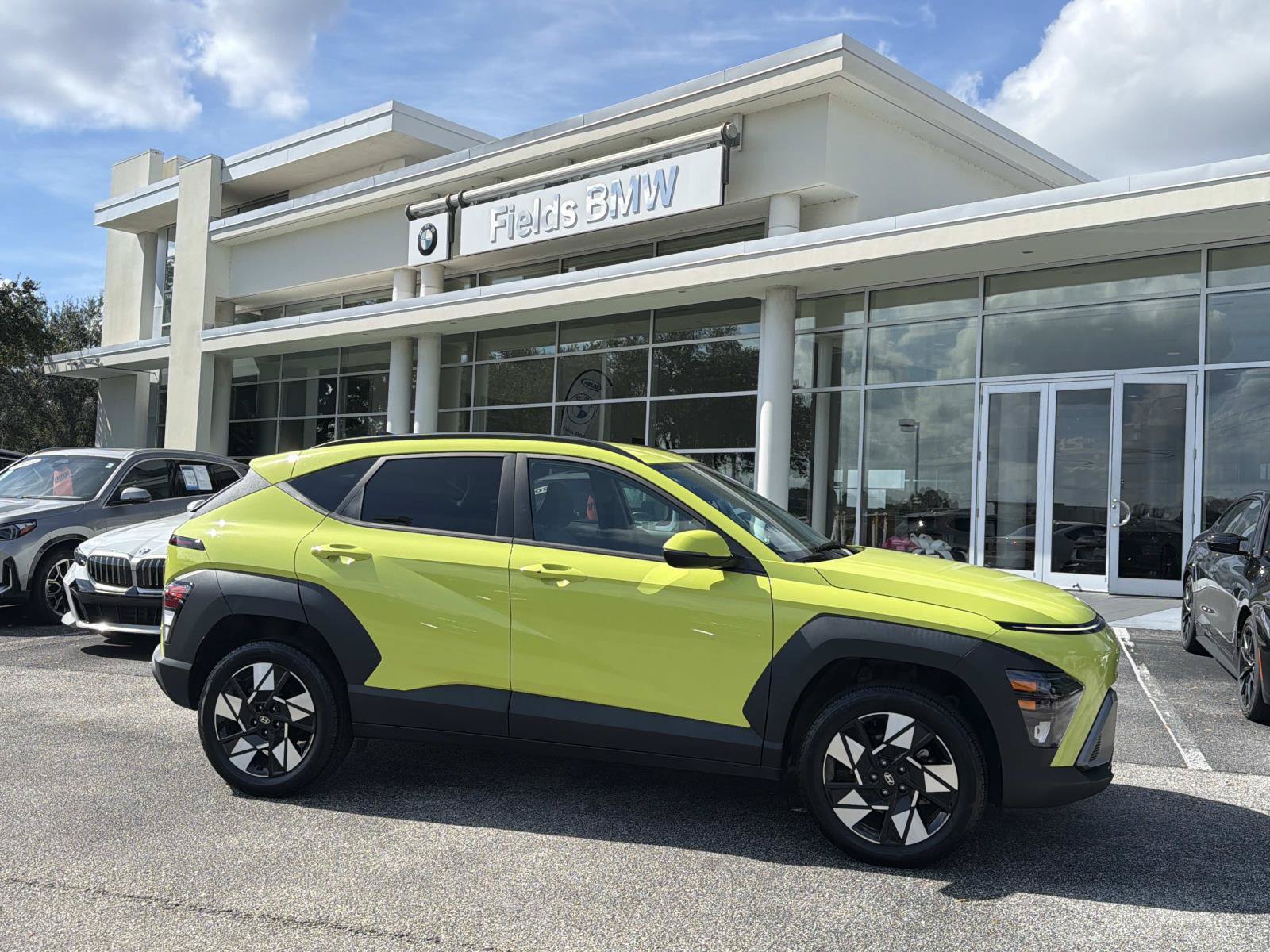Used 2024 Hyundai Kona SEL AWD/4WD image 1