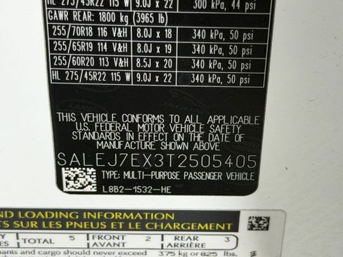 Used 2026 Land Rover Defender 110 S image 19