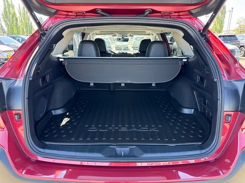 Used 2023 Subaru Outback Limited AWD/4WD image 11