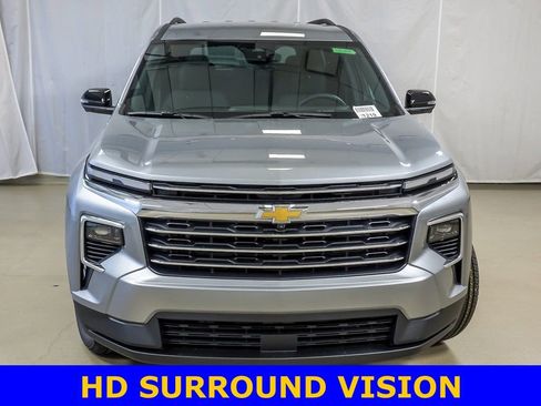 Used 2026 Chevrolet Traverse LT w/ Driver Confidence Package FWD image 5