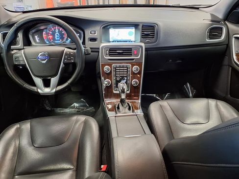 Used 2016 Volvo S60 T5 Premier w/ Climate Package image 16