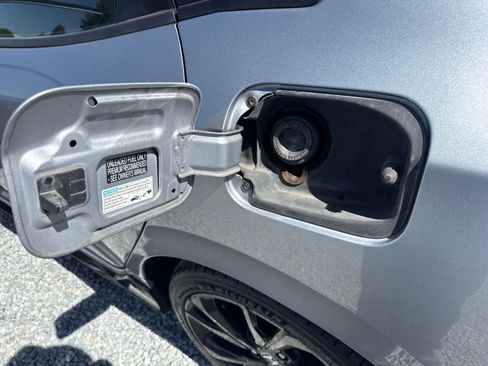 Used 2018 Honda Civic Sport image 11