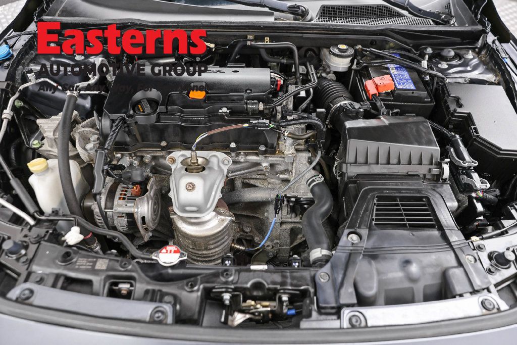 Used 2022 Honda Civic LX image 9