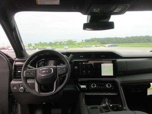 New 2026 GMC Sierra 2500 AT4 AWD/4WD image 17