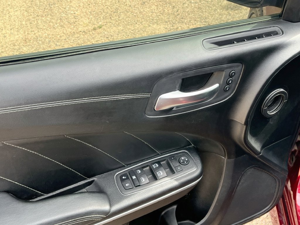 Used 2020 Dodge Charger Scat Pack w/ Plus Group RWD image 17