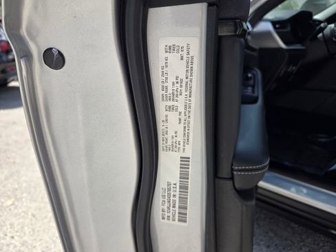 Certified 2025 Jeep Grand Cherokee L Laredo w/ Luxury Tech Group I RWD image 19