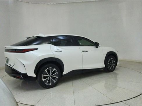 Used 2024 Lexus RZ 450e Premium w/ Technology Package image 70