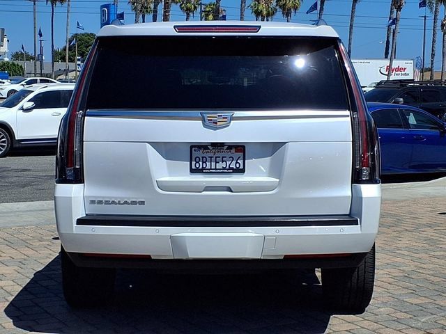Used 2017 Cadillac Escalade Platinum AWD/4WD image 4