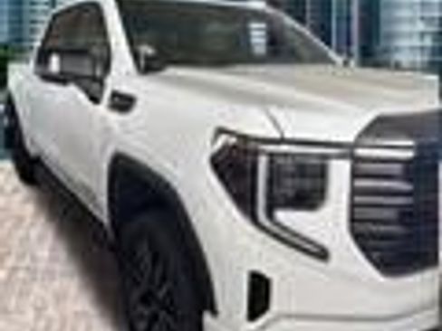 Used 2022 GMC Sierra 1500 AT4 w/ AT4 Premium Package AWD/4WD image 33