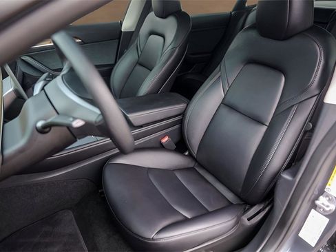 Used 2023 Tesla Model 3 Long Range image 7