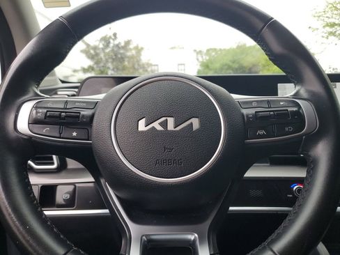 Used 2023 Kia Sportage EX image 24