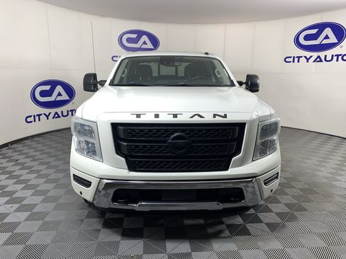Used 2021 Nissan Titan SV w/ SV Convenience Package AWD/4WD image 7
