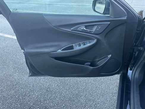 Used 2024 Chevrolet Malibu LT image 10