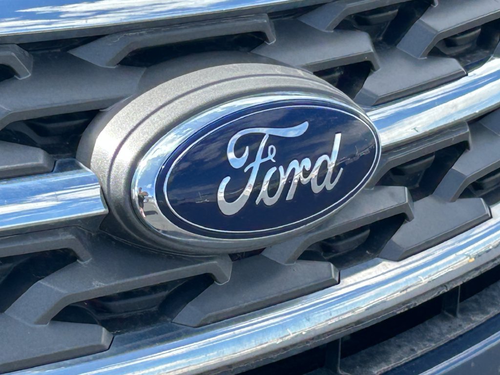 Used 2019 Ford Explorer 4WD w/ Class III Trailer Tow Package image 11