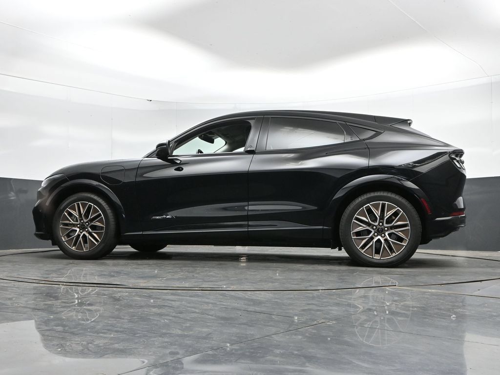 Used 2024 Ford Mustang Mach-E Premium AWD/4WD image 46