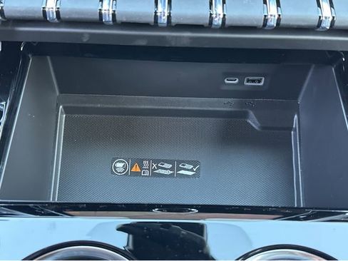 New 2026 GMC Yukon XL Elevation image 28