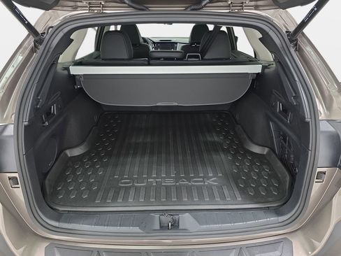 Used 2023 Subaru Outback Limited AWD/4WD image 35