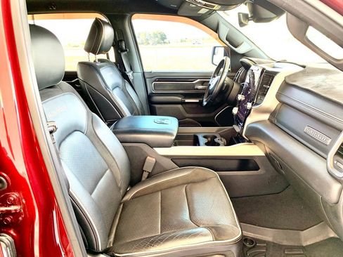 Used 2019 RAM 1500 Laramie image 28