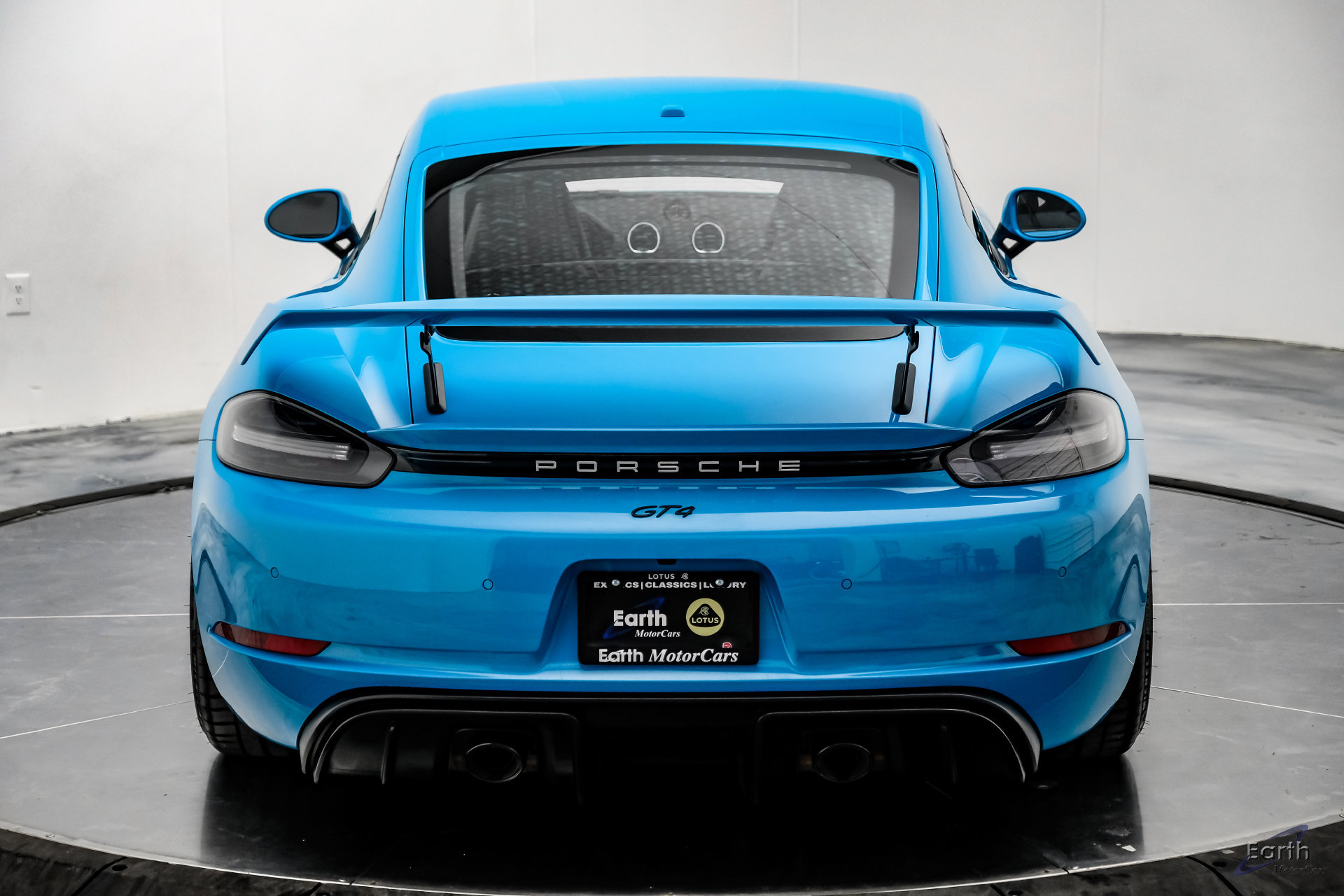 Used 2020 Porsche 718 Cayman GT4 RWD image 14