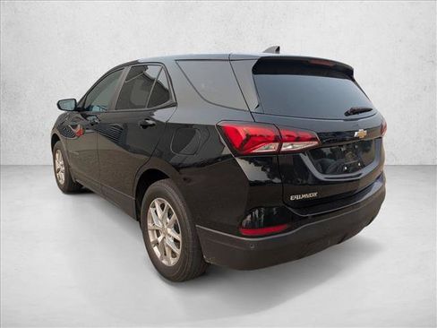 Used 2023 Chevrolet Equinox LS w/ LS Convenience Package AWD/4WD image 7