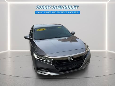 Used 2018 Honda Accord Sport image 4