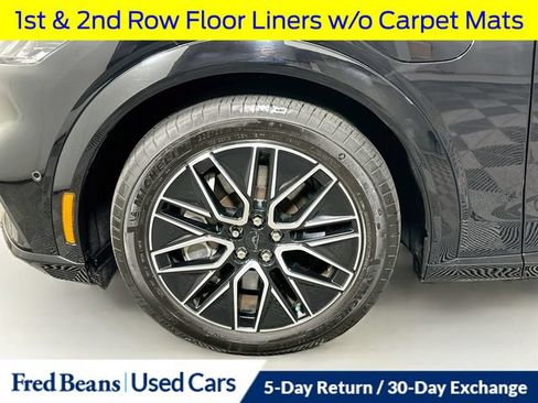 Used 2024 Ford Mustang Mach-E Premium AWD/4WD image 39
