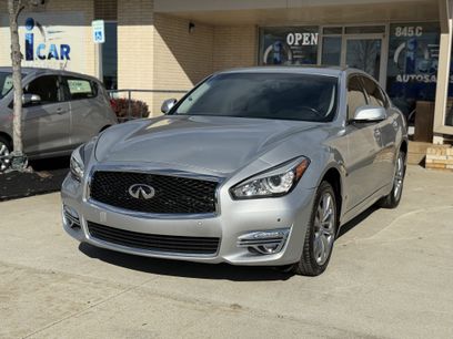 Used 2015 INFINITI Q70 3.7 w/ Deluxe Touring Package