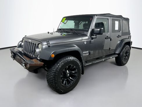 Used 2018 Jeep Wrangler Unlimited Sport w/ Connectivity Group AWD/4WD image 10