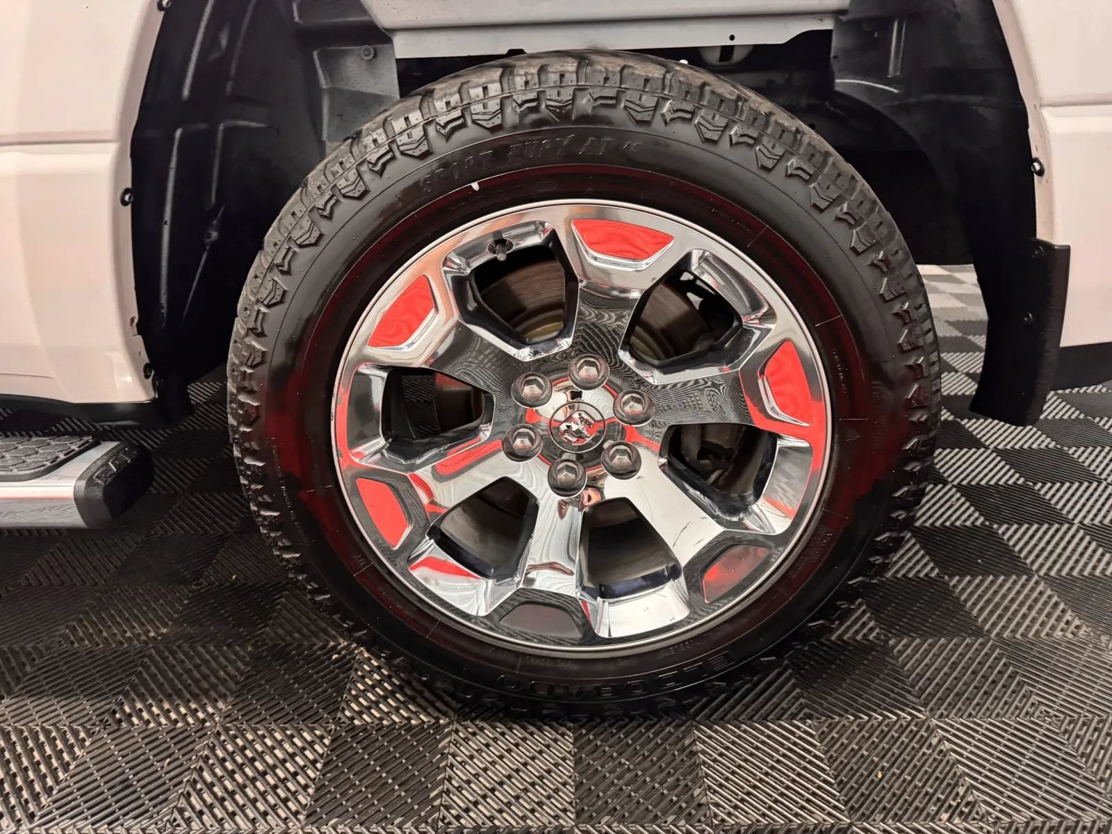 Used 2019 RAM 1500 Big Horn AWD/4WD image 12