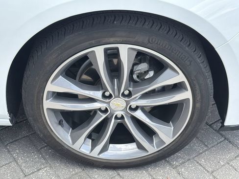 Certified 2022 Chevrolet Malibu LT w/ Leather Package FWD image 9