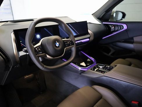 Used 2025 BMW X3 xDrive30i w/ Premium Package image 4