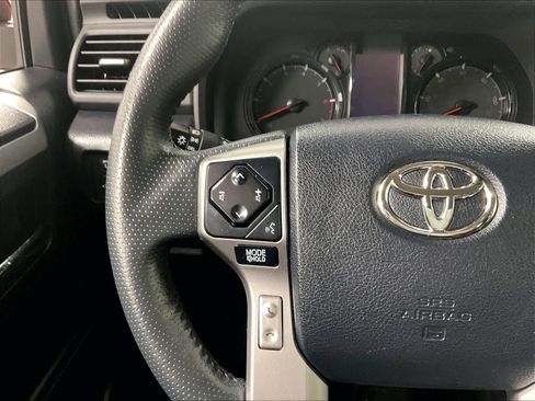 Used 2024 Toyota 4Runner SR5 image 22