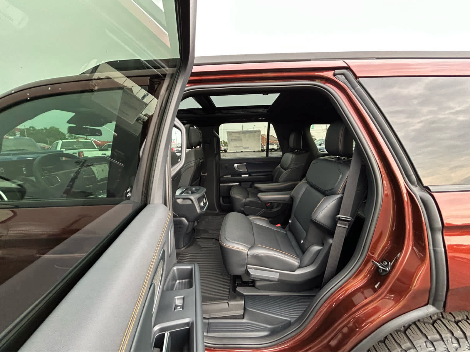 New 2027 Ford Expedition Tremor w/ Driver's Package AWD/4WD image 14