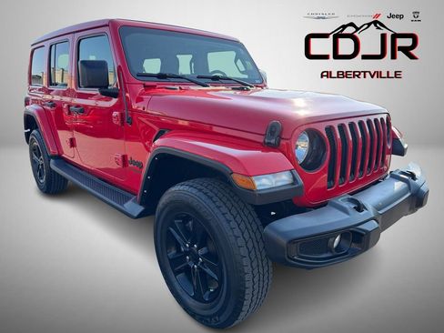 Used 2021 Jeep Wrangler Unlimited Sahara AWD/4WD image 1